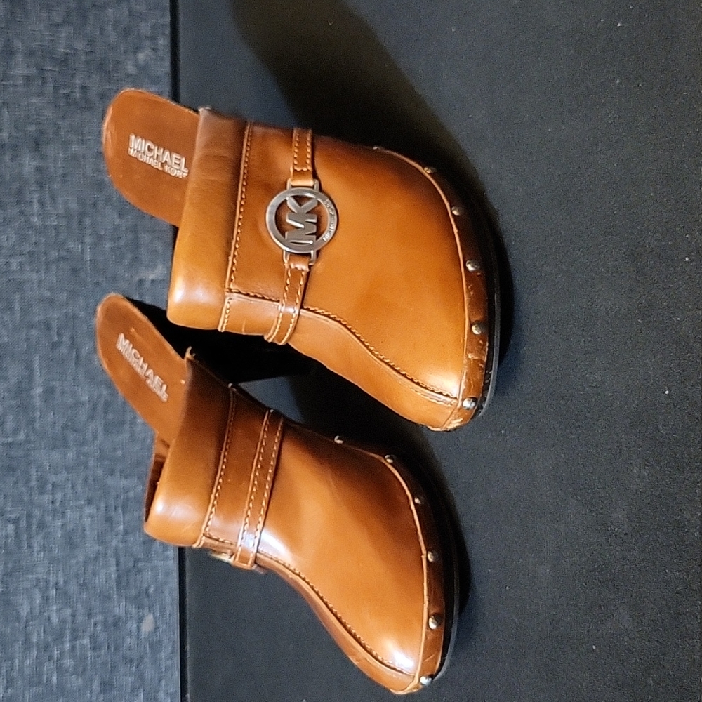 Michaell Kors| Clogs Size 10